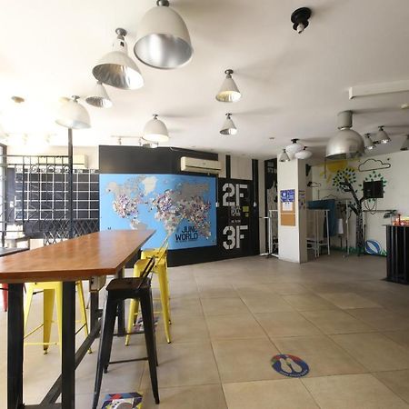 Oyo 866 Junction Hostels Manila Ngoại thất bức ảnh
